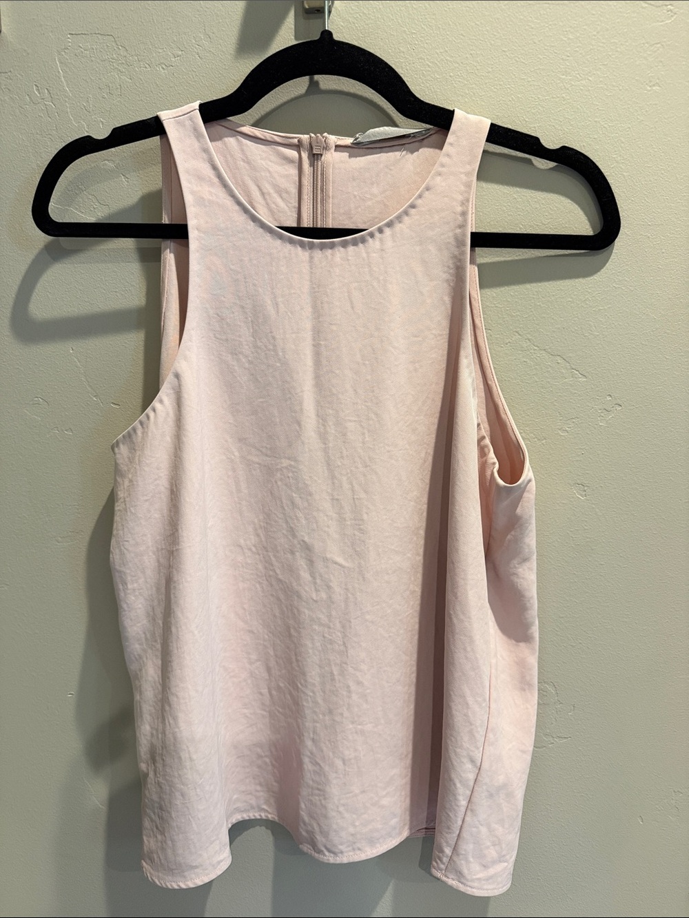 Everlane Pale Blush Sleeveless Tank